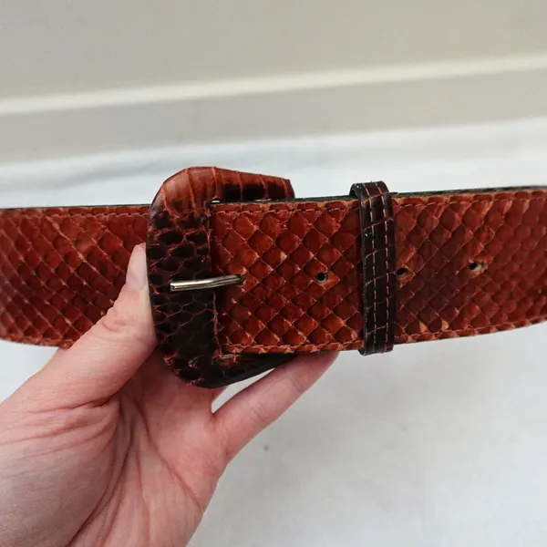 Vintage Warm Brown Women's Genuine Snakeskin Leath Waist Belt (Fits Like XS/0-2) - Image 2