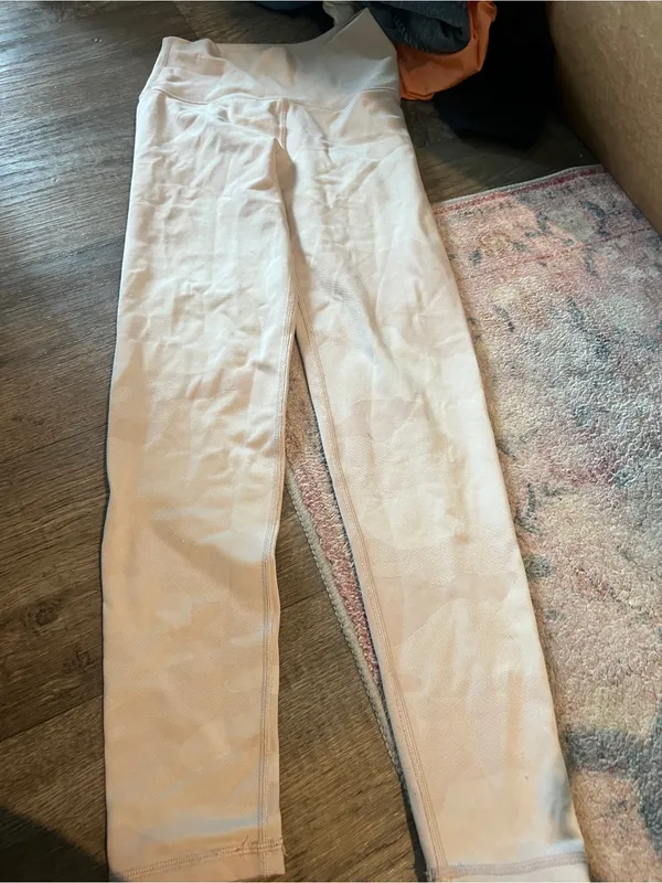 Aerie camo leggings small - Image 3