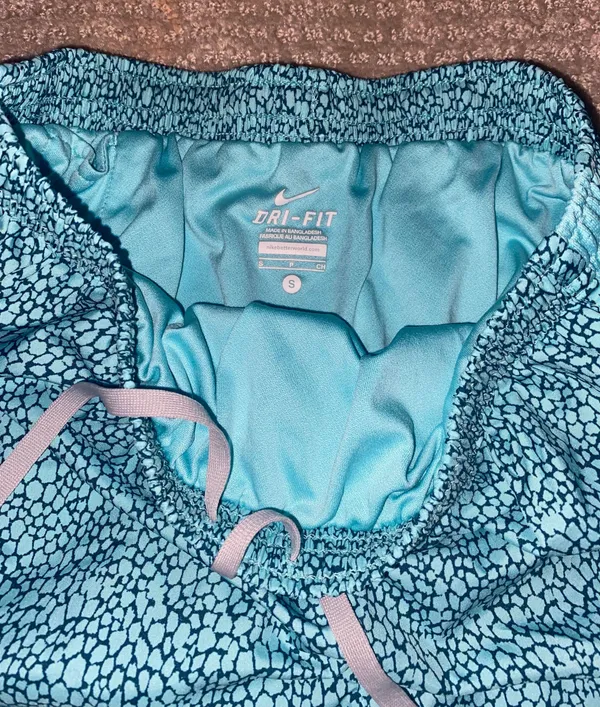 Shorts - Image 2