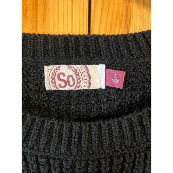SO Woman’s Sweater Blue & White & Black Striped Size Large (3340) - Image 3