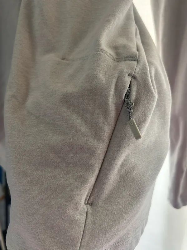 Men’s Lululemon Quarter Zip XL  - Image 4