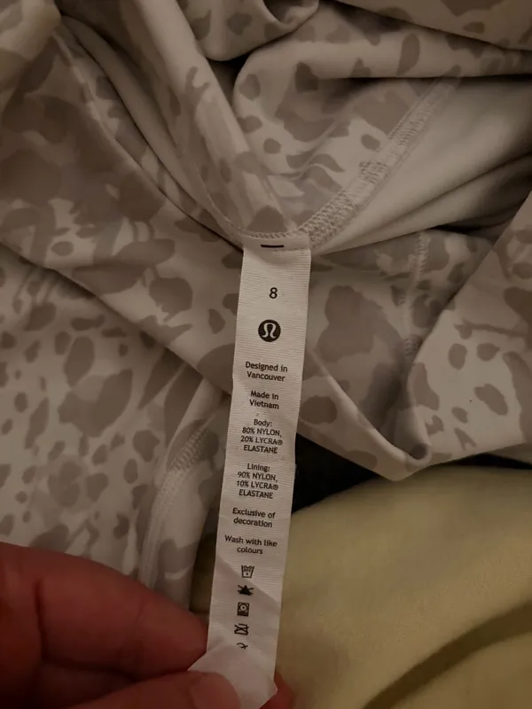 Lululemon Align Shorts 6" - Image 2