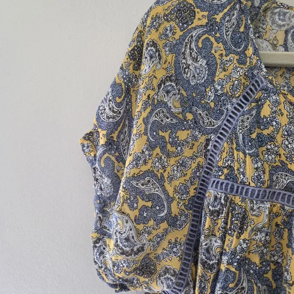 LOFT Outlet Yellow and Gray Peasant Blouse - Image 4