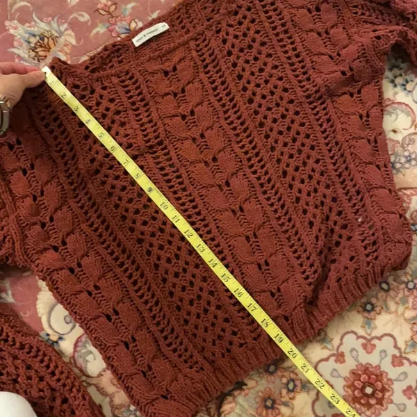 Moon and madison thick cable crochet knit sweater - Image 8