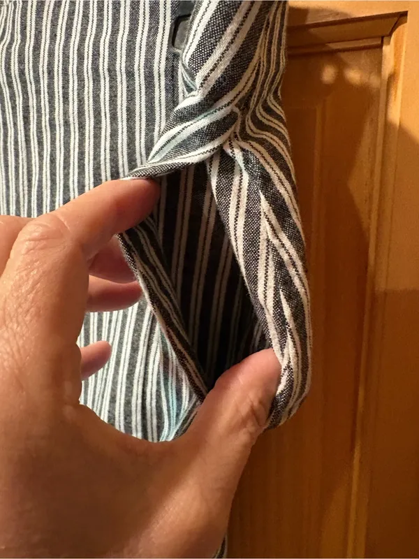 Hollister Ultra High Rise Striped Mini Skirt with Front Slits - Image 4