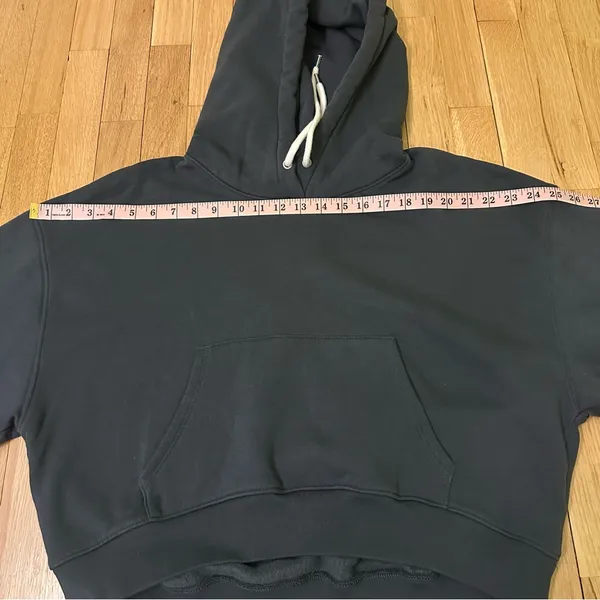 GAP Women's Charcoal Hoodie Sweater - Image 7