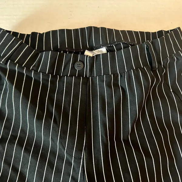 Yogipace Black and White Striped Women's Pants work/yoga pull on straight leg - Image 4