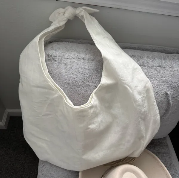 Cream Knotted Shoulder Tote Bag White - Image 2
