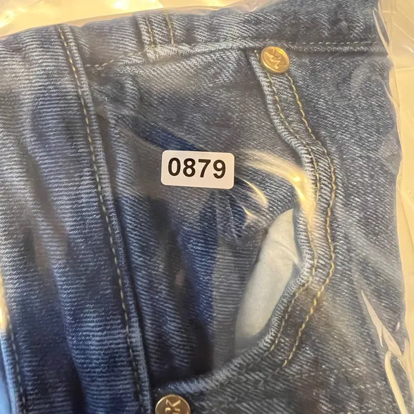 879 | Michael Kors Front Seam Split Hem Cropped Flare Jeans‎ Blue 4 - Image 9