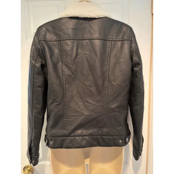Levis Womens Sherpa Lined Faux Leather Trucker Jacket Black S Removable Collar - Image 3