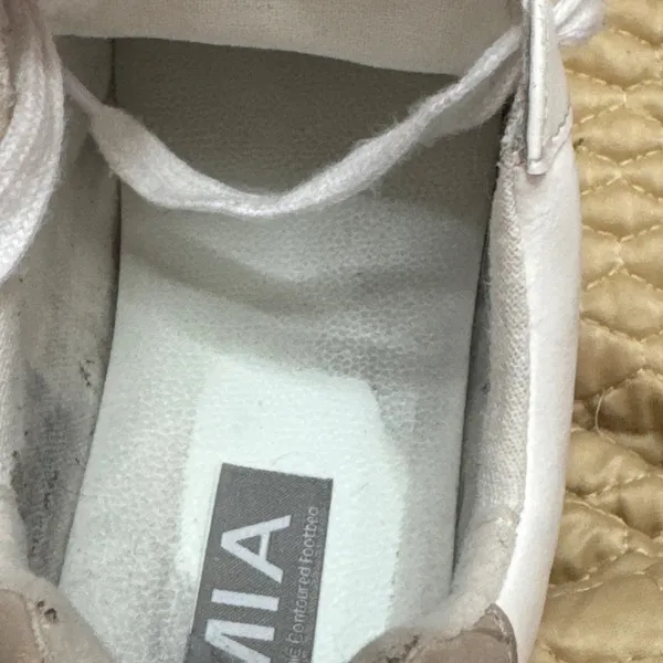 Share Women’s Mia Italia Low Top Sneaker Shoes Sz 8M White & Cream - Image 13