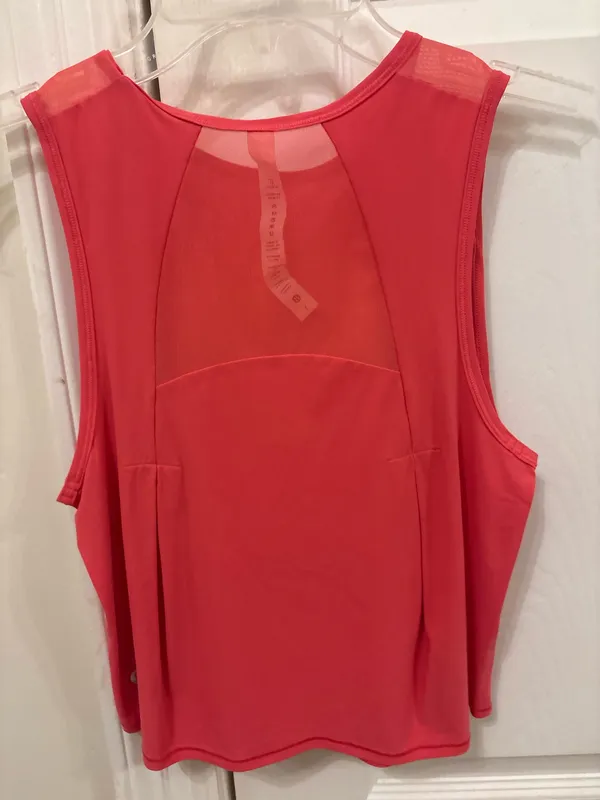 Lululemon tank top - Image 2