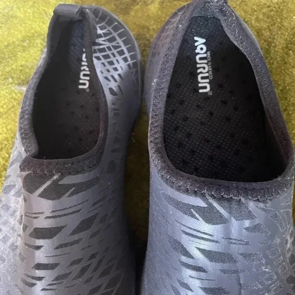 AQURUN Unisex Black Water Shoes Size 10 Women 270mm EUC 015‎ - Image 2