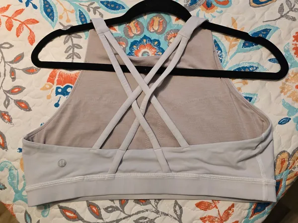 lululemon athletica White High-Neck Sports Bra Size 12 - Image 3