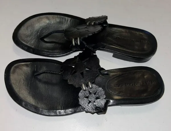 Lavender Black Leather Sandals 6.5 - Image 4