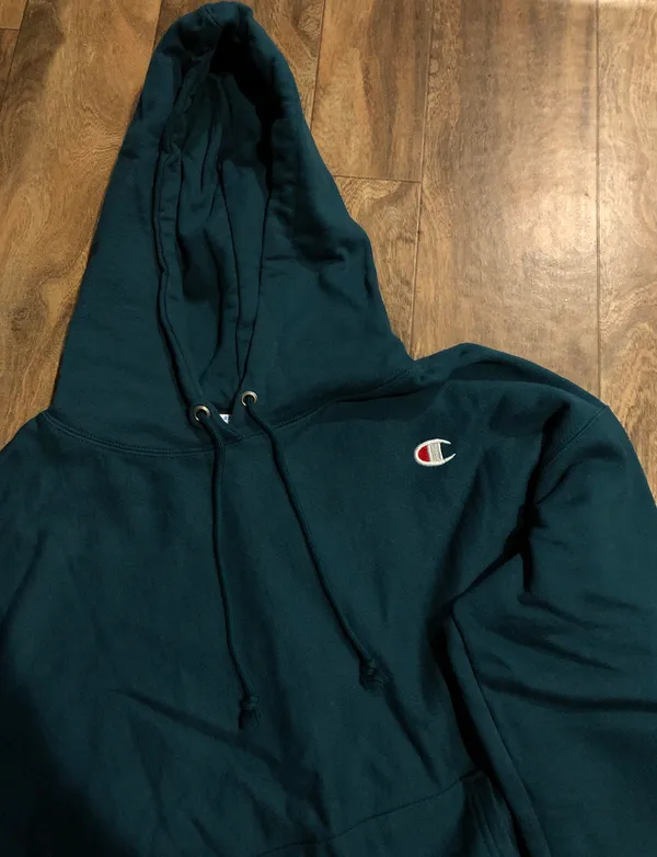 Champion Hoddie - Image 2