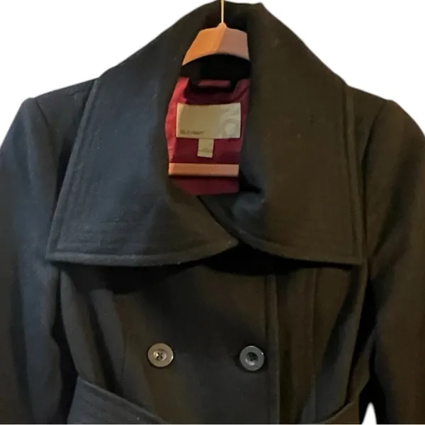 Old Navy Black Double-Breasted Belted Coat Size Small - Image 6