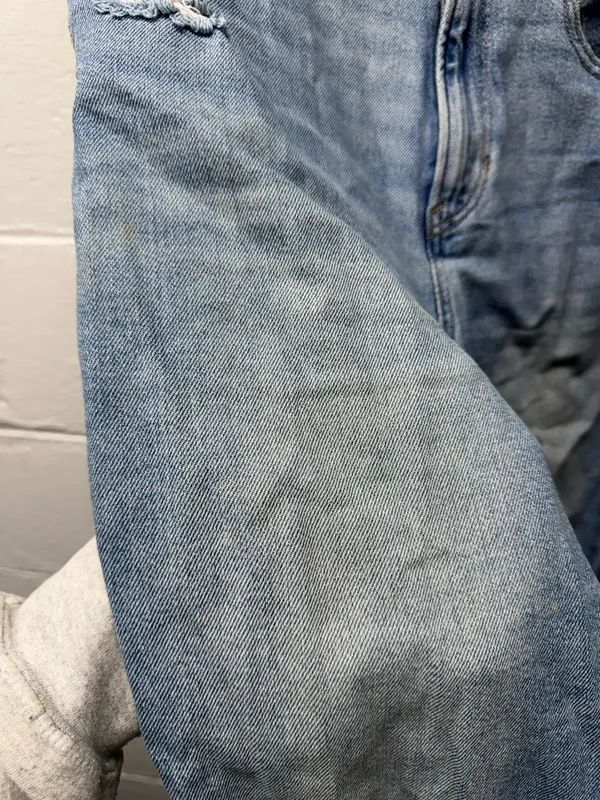 American Eagle Mom Jeans - Image 3