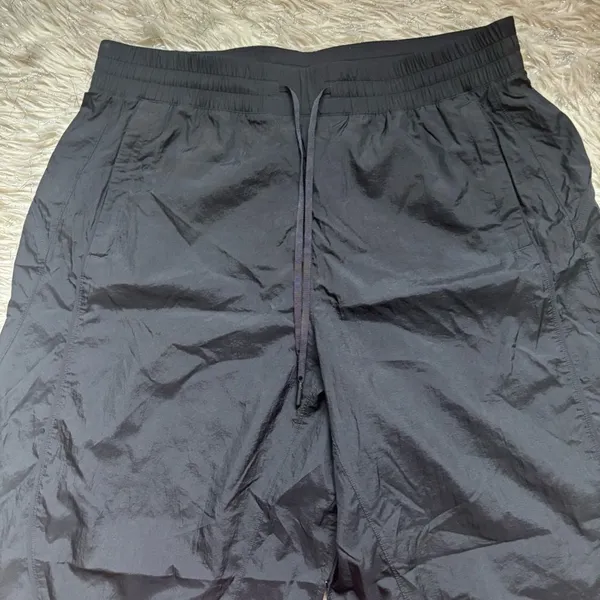Lululemon Athletica Licence Black Women’s Mi-Rise Drawstring Joggers Size 12 - Image 3