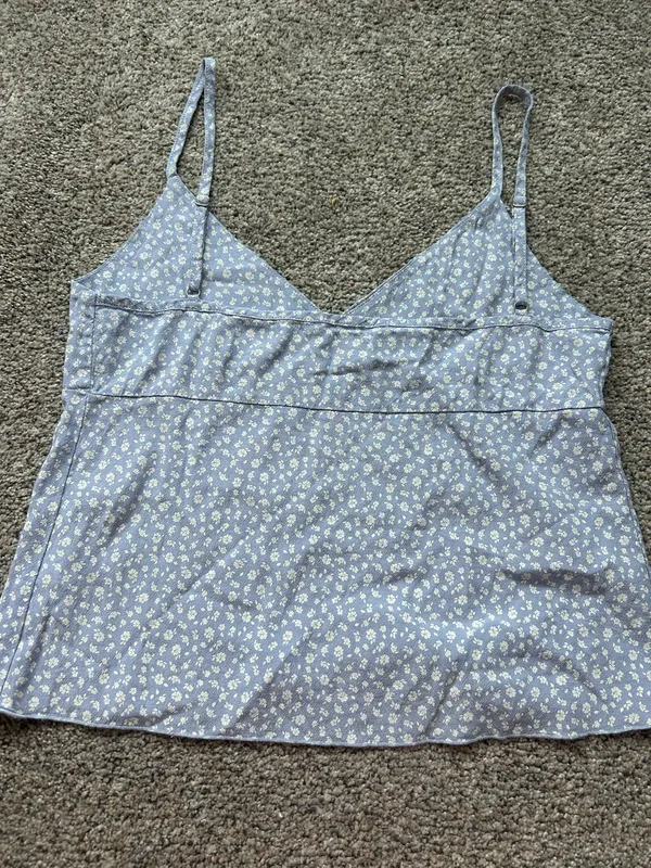 blue brandy melville floral tank top - Image 2