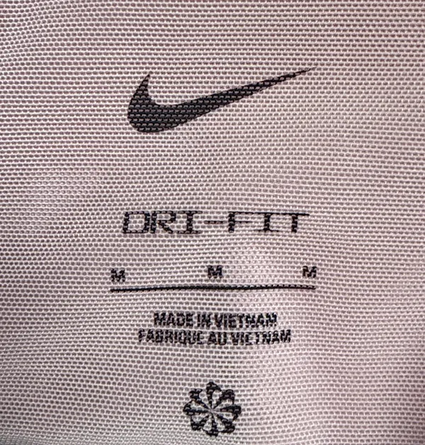 Nike Light Pink racer back athletic tank top with built in bra and pads - Image 4