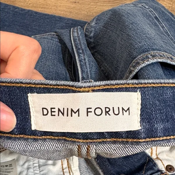 Aritzia Denim Forum Arlo High Rise Straight Ankle - Image 8