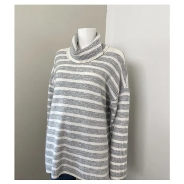 $75 LOFT - tunic style turtleneck sweater, gray and cream striped M - Image 5