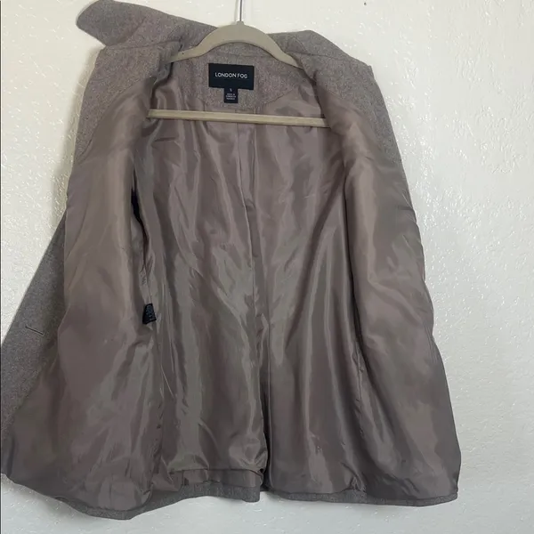 London Fog Women's Classic Gray Pea Coat Size‎ S - Image 10