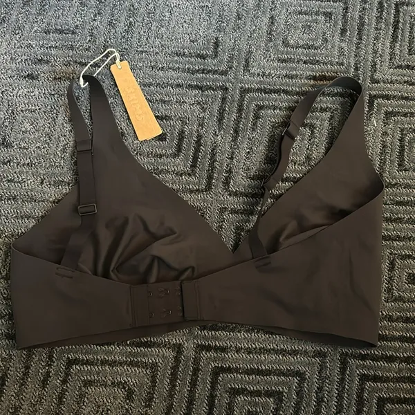 Skims Medium NAKED PLUNGE BRA onyx NWT M-DD NO PADS - Image 3