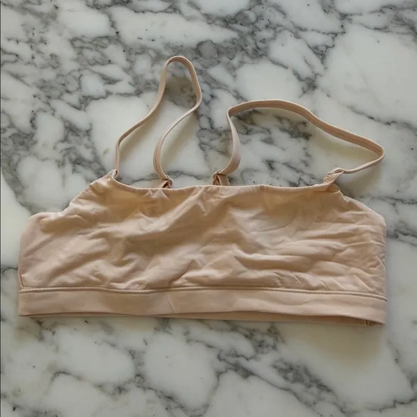 NWOT Quince Beige Light Nude Second Skin Scoop Neck Bralette (2-Pack) Sz XS - Image 6