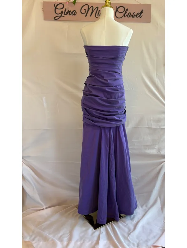 Theia Strapless Purple Evening Gown Dress Size 8 Ruched Bodice and Skirt - Image 2