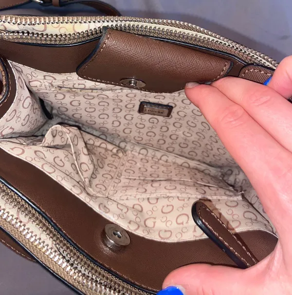 Guess Women’s Purse - Image 2