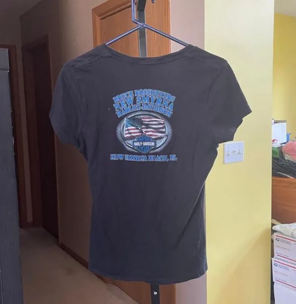 Women's Harley-Davidson Black Blue Red Graphic V-Neck Short Sleeve Tee M - Image 3
