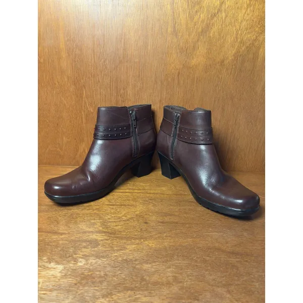 Clarks Dark Brown Leather Ankle Boots Studded Strap Side Zip Size 9 - Image 4