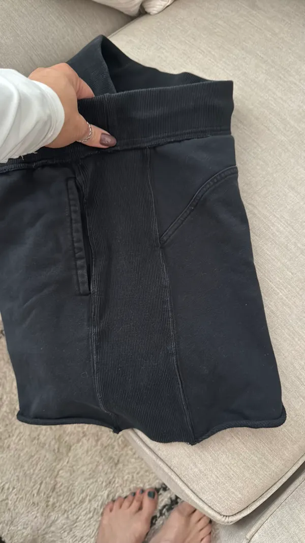Sweat Pant Shorts Black Size M - Image 4
