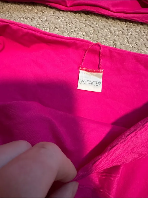 NWOT L*Space textured bikini set hot pink - Image 3
