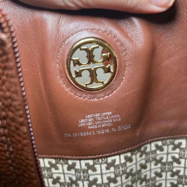 Tory Burch Kiernan Pebbled Leather Riding Boots Tan Brown Gold Logo 8.5M classic - Image 7