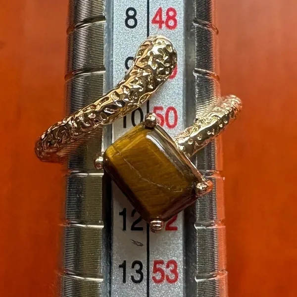 Gold Tone Textured Bypass Ring with Rectangular Tiger's Eye Stone Size 5.5‎ - Image 3