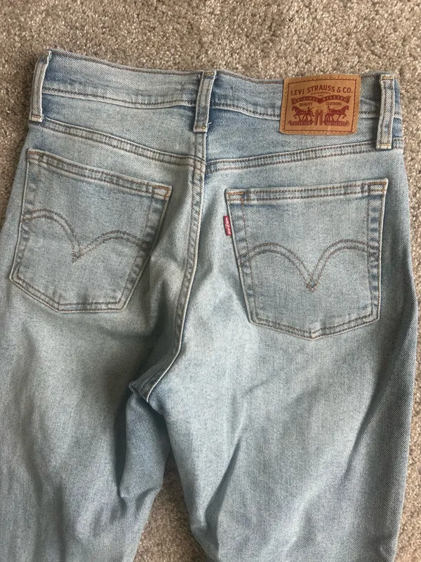 Levi’s Wedgie Straight Jeans Women’s - Image 5