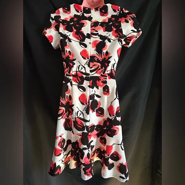 Love…Ady Women’s White Red & Black Floral Fit Flare Short Sleeve Party Dress SM - Image 9