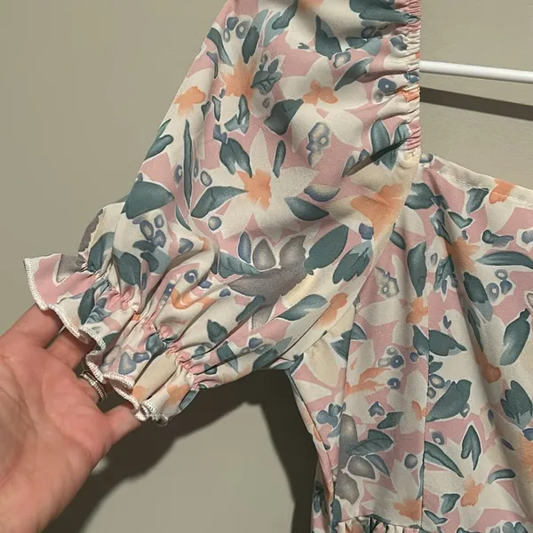 SheIn Floral Mini Dress - Image 3