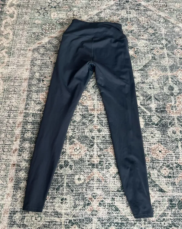 P.E Nation amplify high waisted air lift legging dark shadow gray M - Image 10