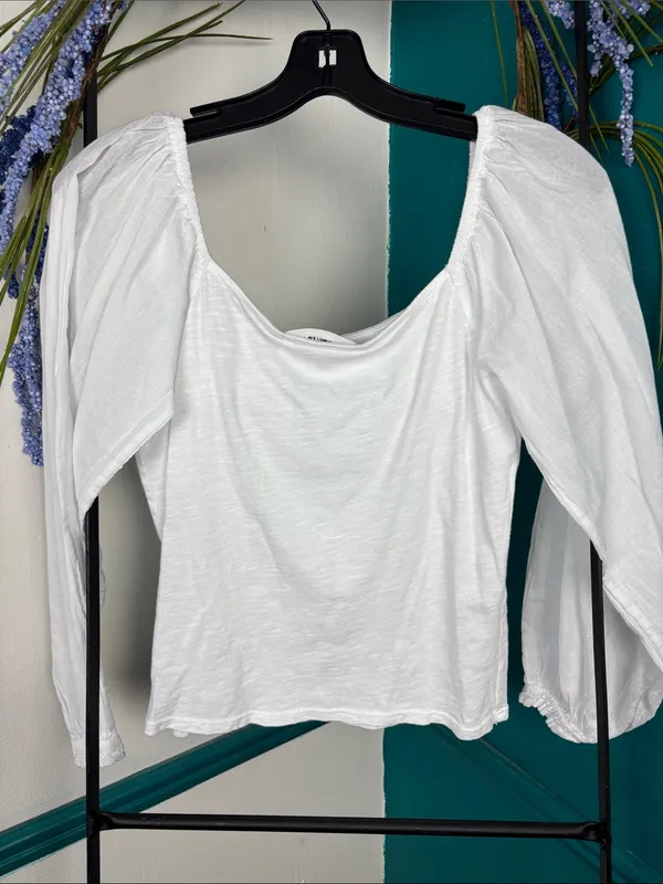 Self contrast White Scoop Neck Peasant Blouse with Puff Sleeves - Image 7