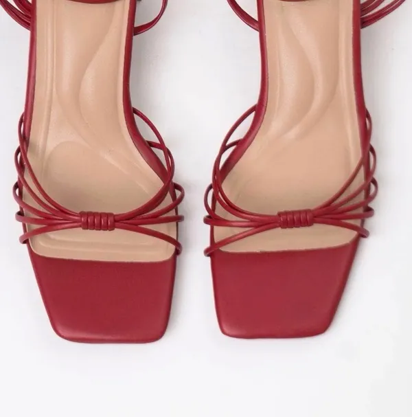 Red Pumps - Image 2