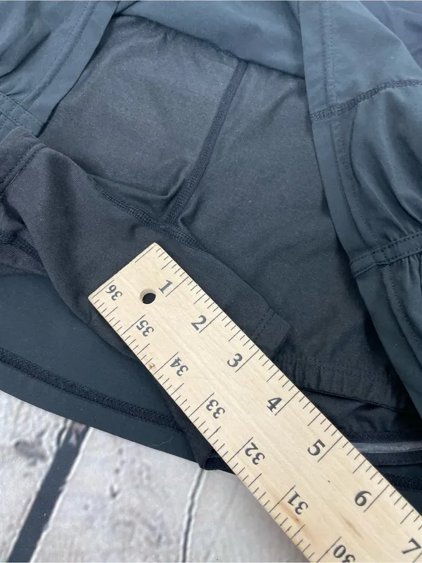 Lululemon Black Skort with shorts drawstring size 6 - Image 12