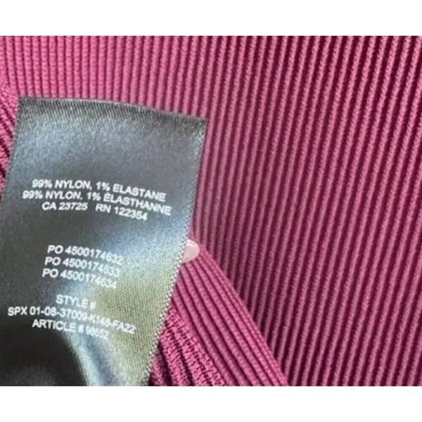 ✨Aritzia Babaton
Deep V Dress✨ - Image 13