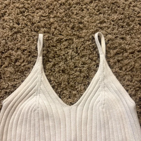 Free People Ribbed Sweater Bralette / V-Neck Crop Tank. Size Women’s XS - Image 3