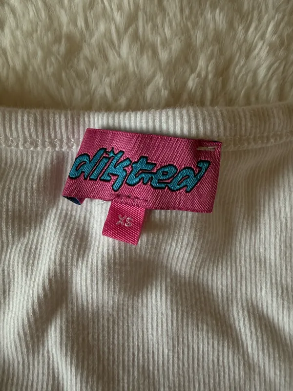 White Cropped Edikted Long Sleeve - Image 3