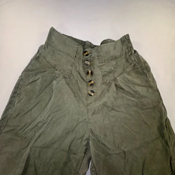one 5 one - Army Green Gaucho Capri Pants Women's Size Medium Palazzo Cullotes - Image 2