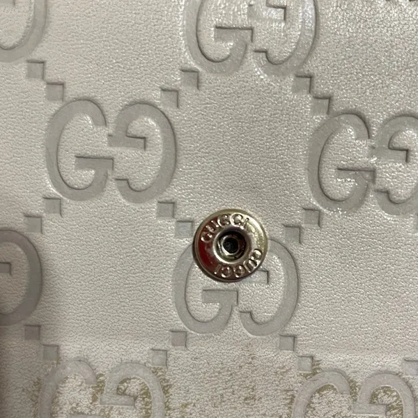 Gucci Embossed  Leather Compact Wallet - Image 8